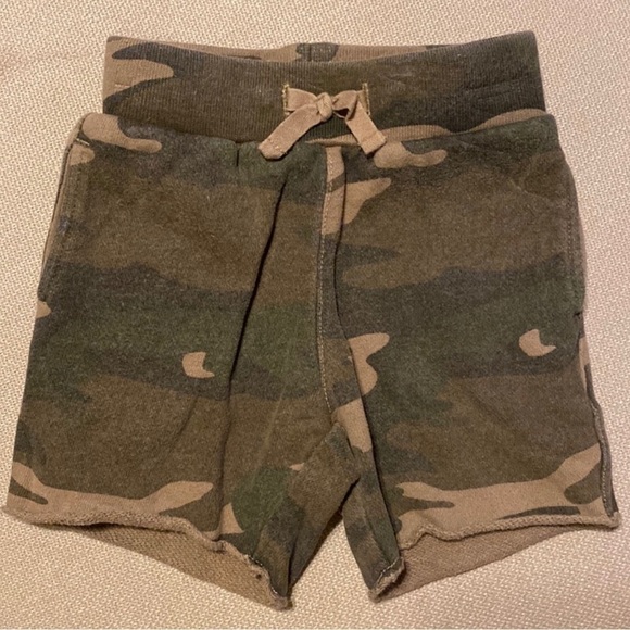 Little 77 bundle Size 0-12 Months - Picture 4 of 5